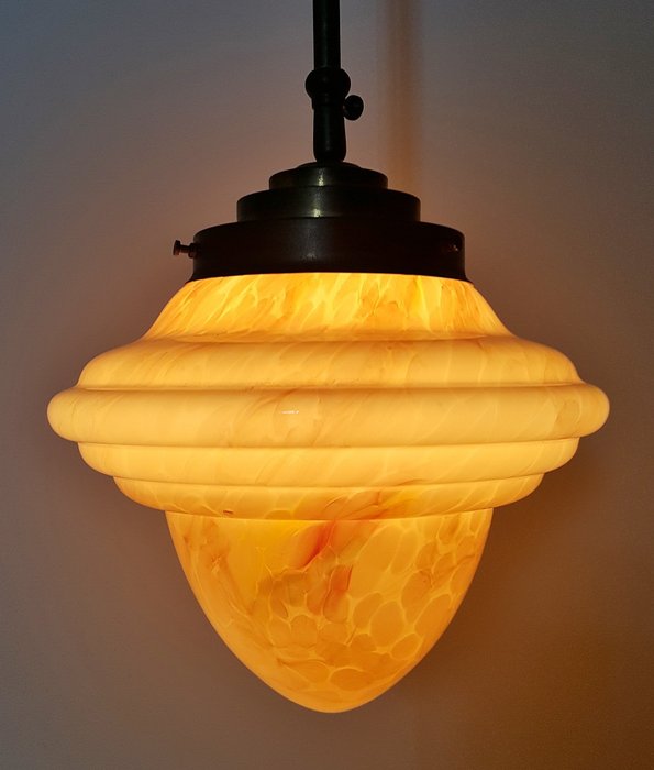 Lamp acorn brass usato  