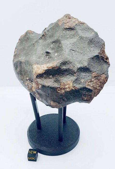 Unclassified nwa meteorite usato  