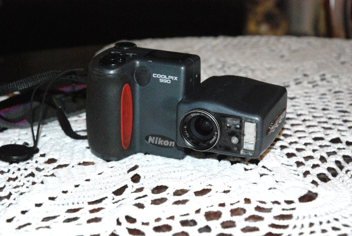 Nikon coolpix 990 usato  