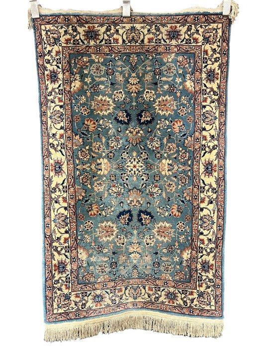 Isphahan carpet 135 usato  