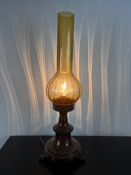 Lamp elegant classic for sale  
