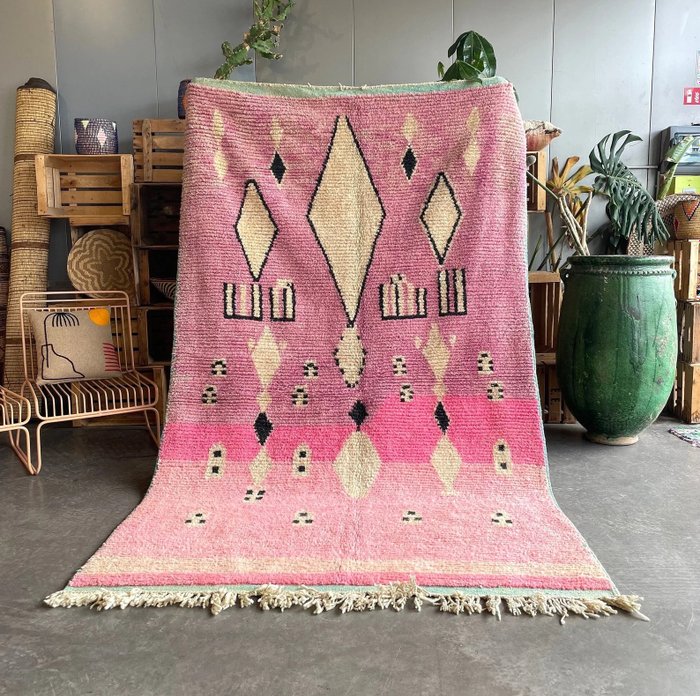 Pink moroccan berber for sale  