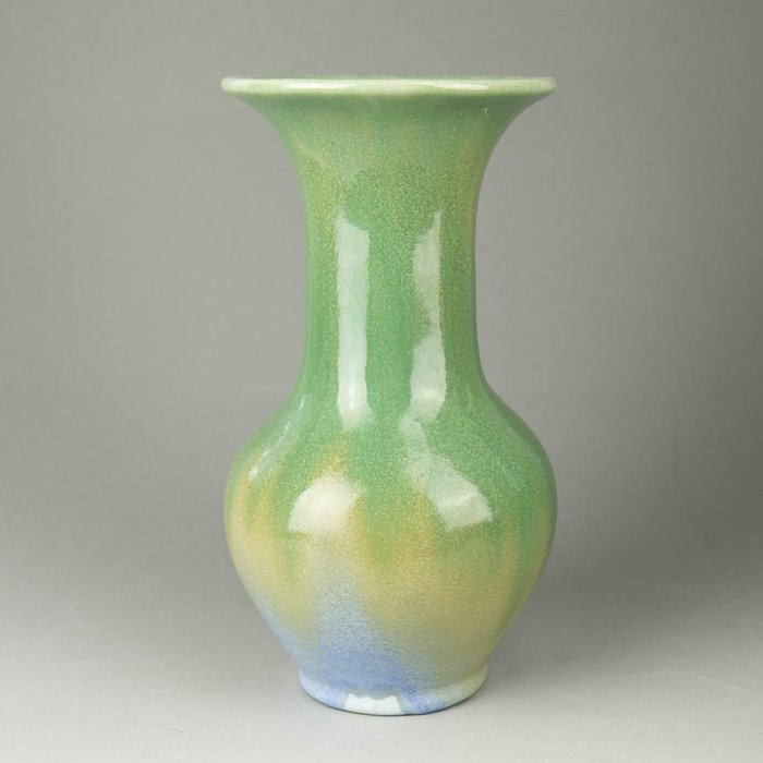 Thulin vase art for sale  