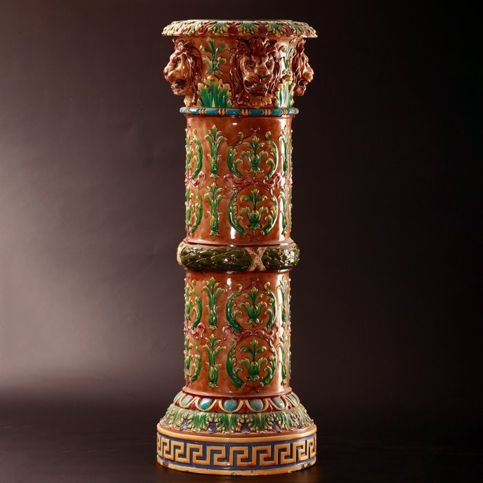 Zsolnay porcelain pedestal usato  