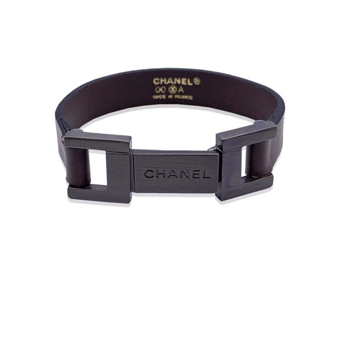 Chanel vintage brown d'occasion  