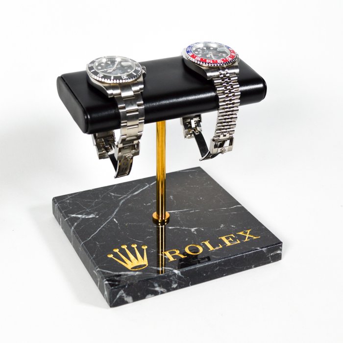 Rolex watch stand usato  