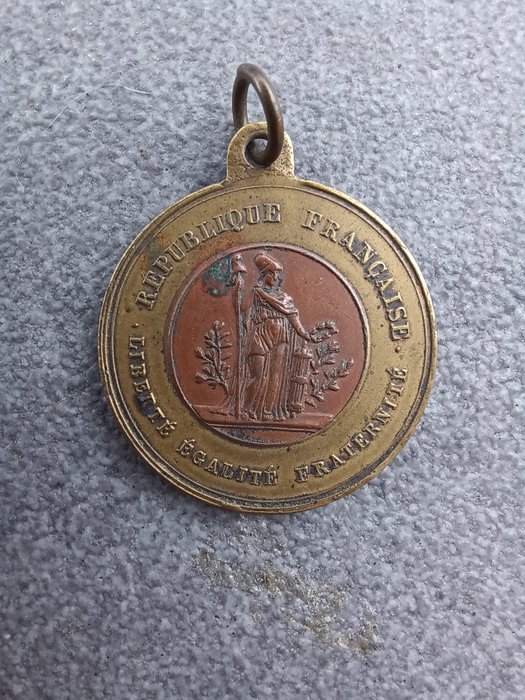 Medal medaille revolution d'occasion  