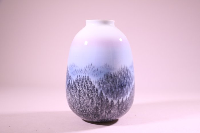Beautiful arita porcelain for sale  