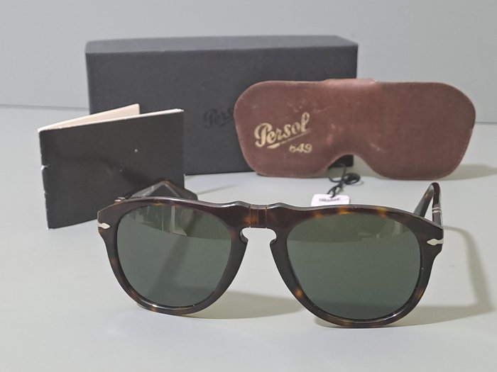 Persol 649 sunglasses usato  