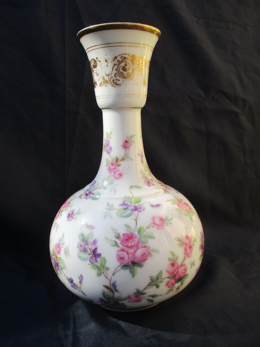 Vase porcelain hand for sale  