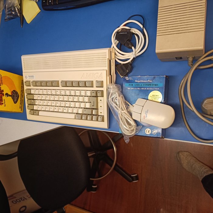 Commodore amiga a600hd for sale  