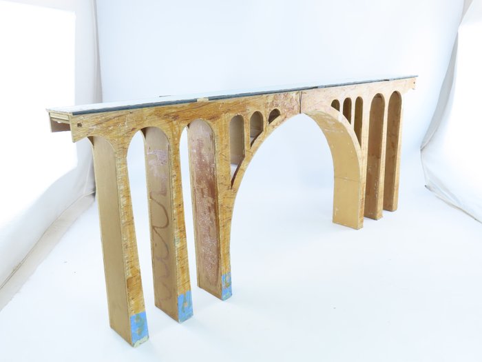 Viaduct model train for sale  