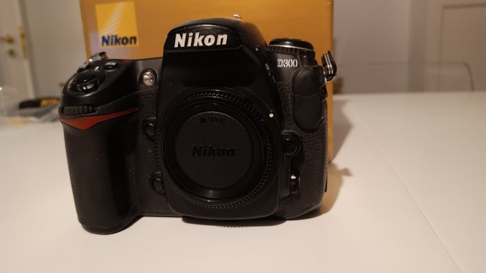 Nikon d300 digital usato  