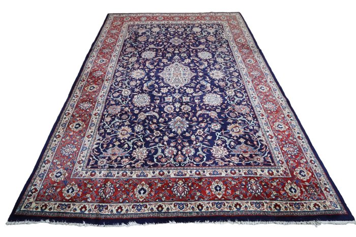Sarouogh persian carpet for sale  