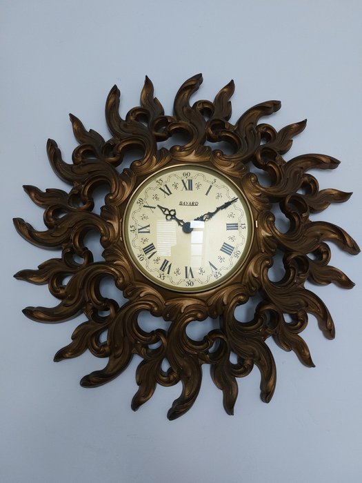 Wall clock vintage for sale  