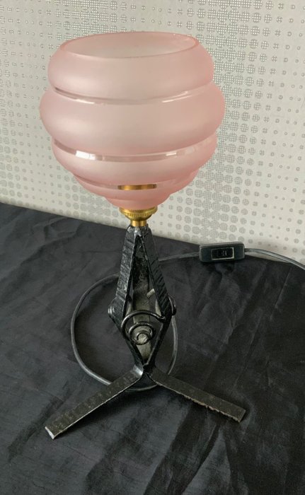 Lampe art deco for sale  