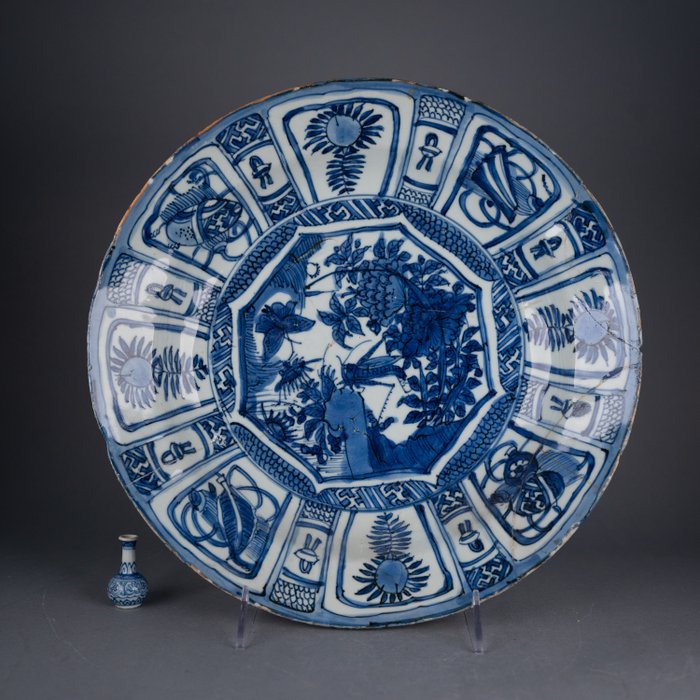 Ming dynasty charger usato  