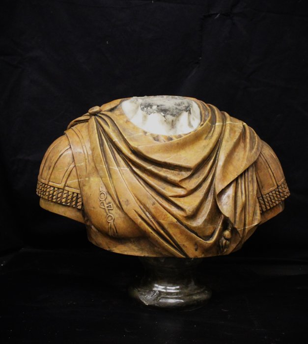 Bust busto imperatore for sale  