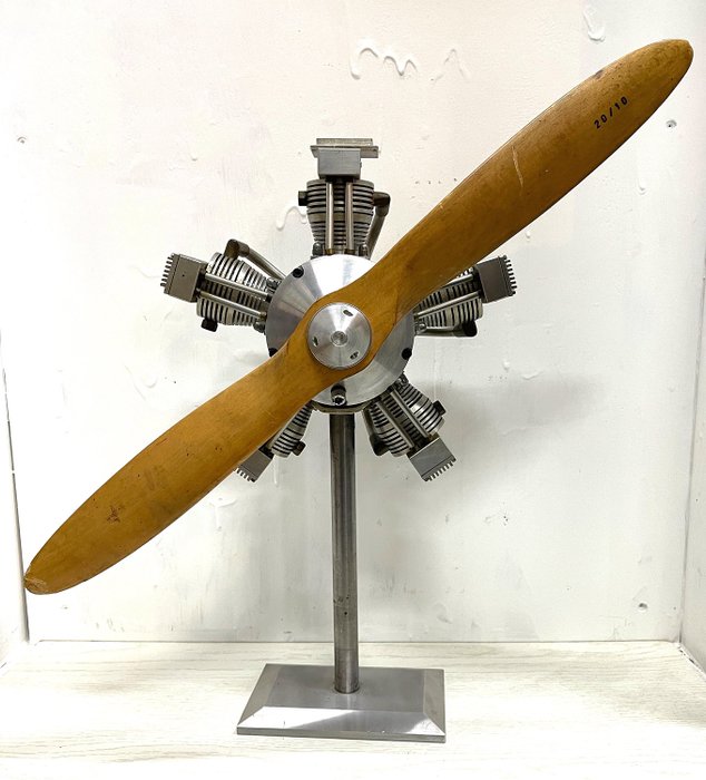 Model machinery scale for sale  