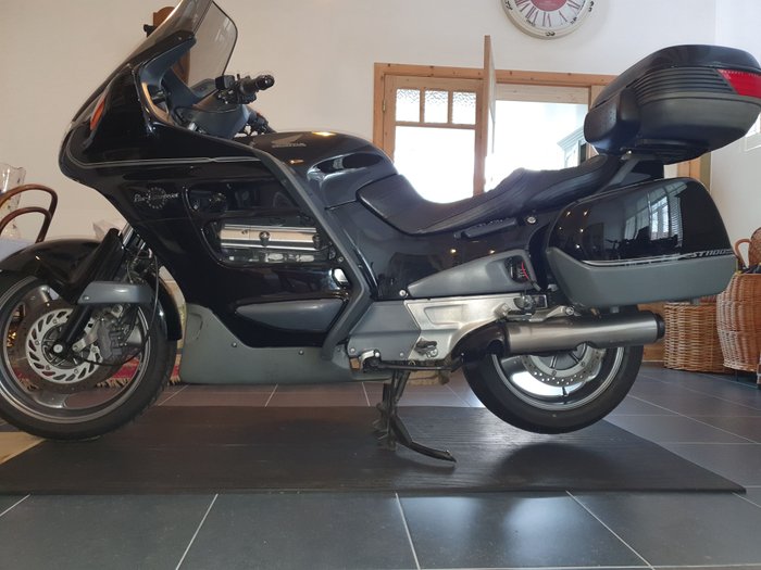 Honda st1100a pan for sale  