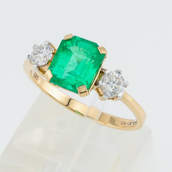 Gia certified emerald for sale  