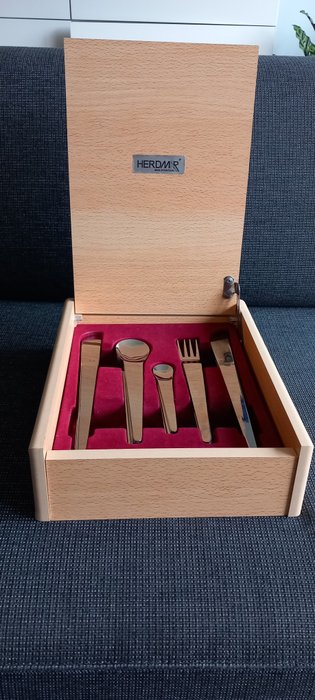 Herdmar cutlery set for sale  