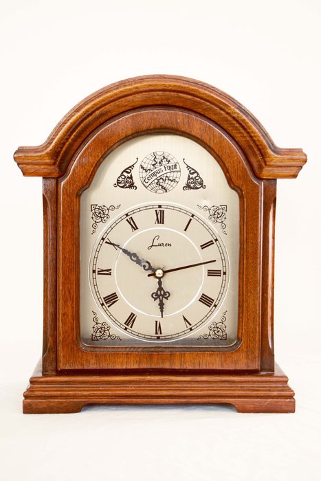 Mantel clock luren for sale  