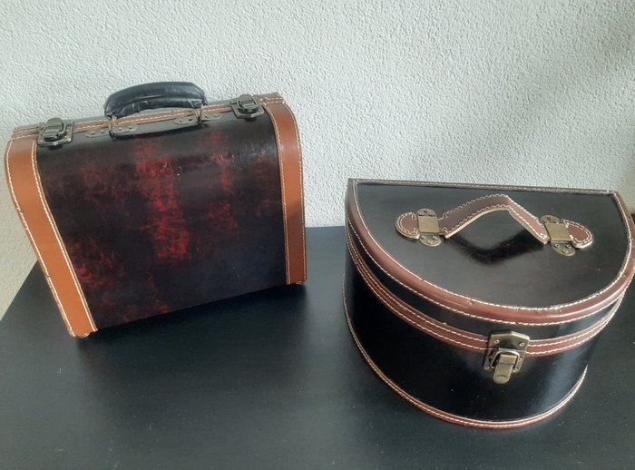 Casket classic suitcases usato  