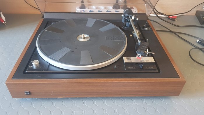 Dual 1236 turntable d'occasion  