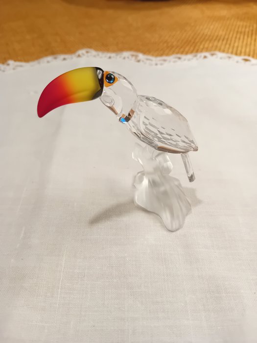 Figure swarovski toucan for sale  