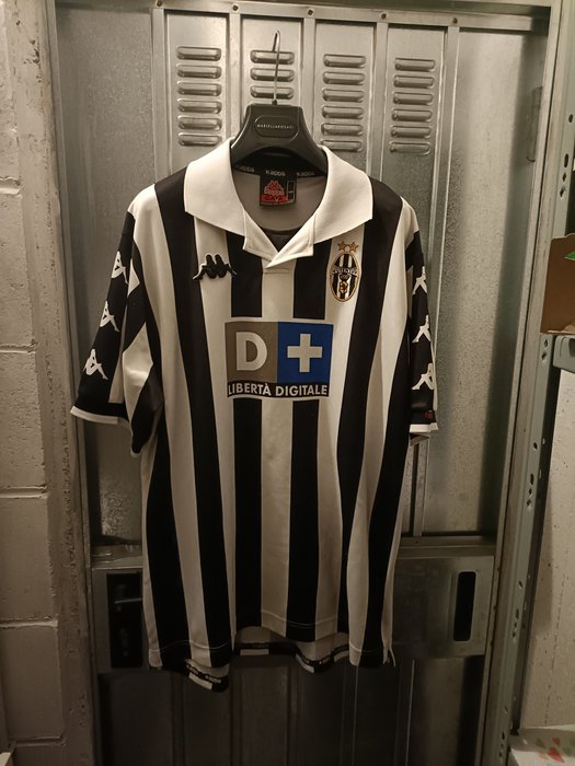 Juventus soccer 1999 usato  