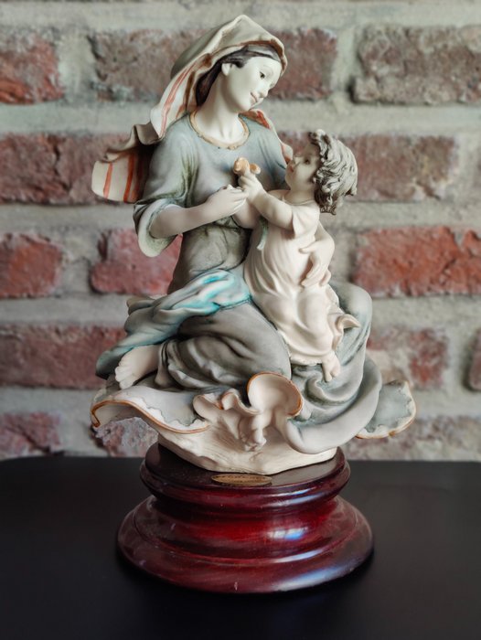Giuseppe armani figurine for sale  