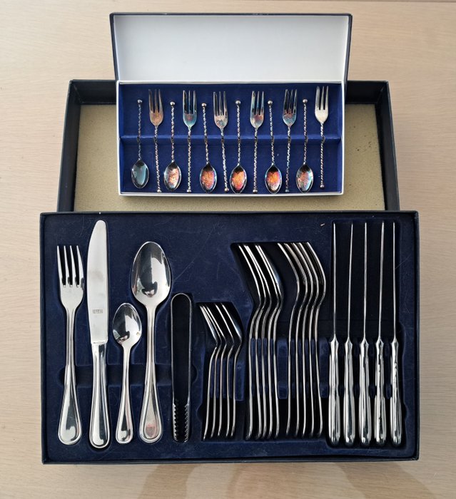 Cutlery set silverplate for sale  