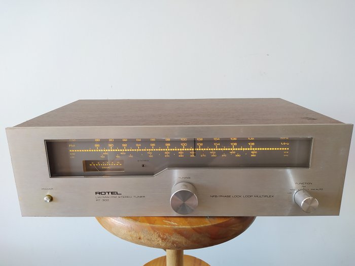 Rotel 300 tuner d'occasion  