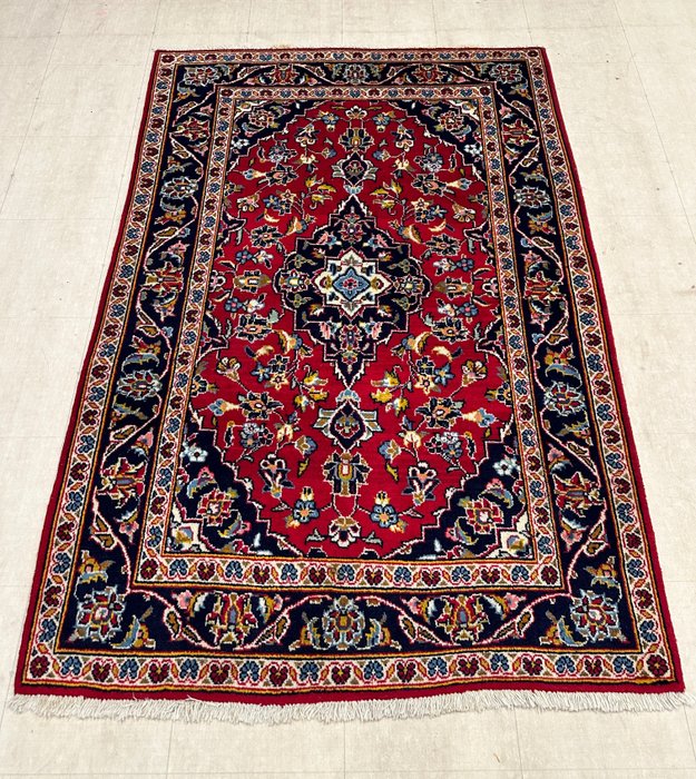 Kashan persian carpet for sale  
