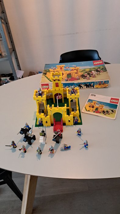 Lego knights 375 for sale  