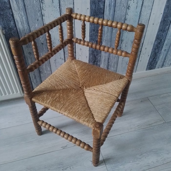 Chair corner chair for sale  