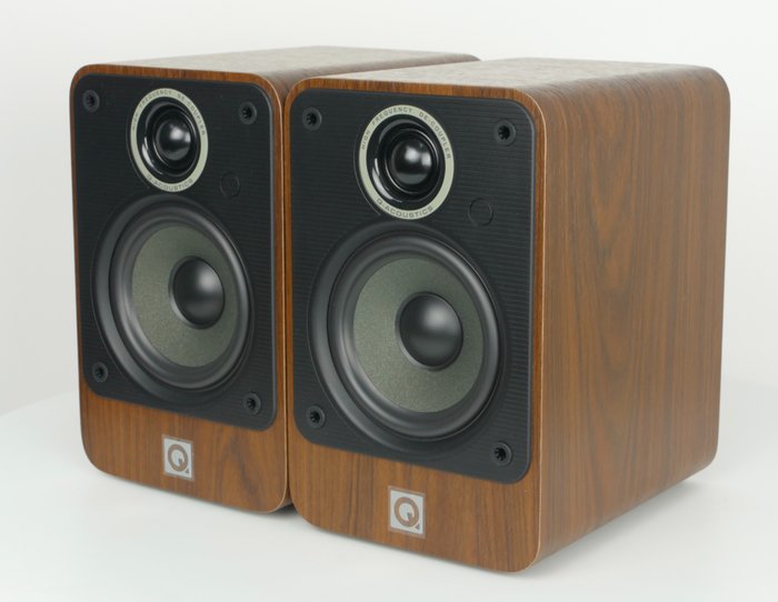 Acoustics 2010i speaker usato  