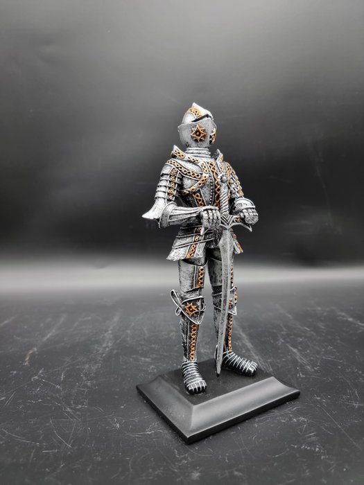 Statue knight armor for sale  