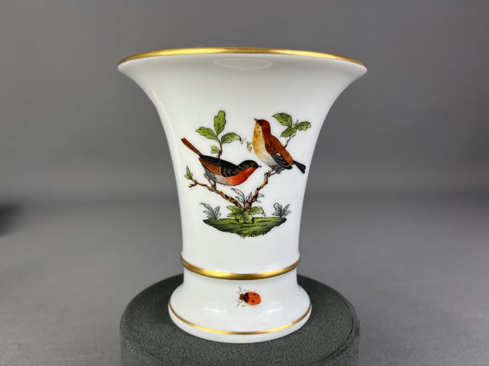 Herend vase rothschild for sale  