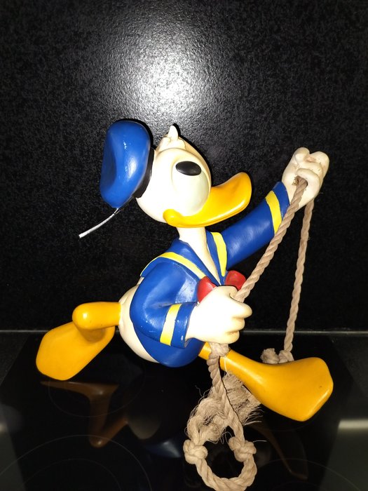 Disney figurine donald d'occasion  