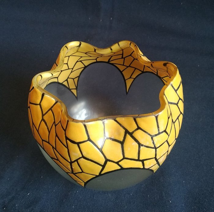 Atelier fanus vase for sale  