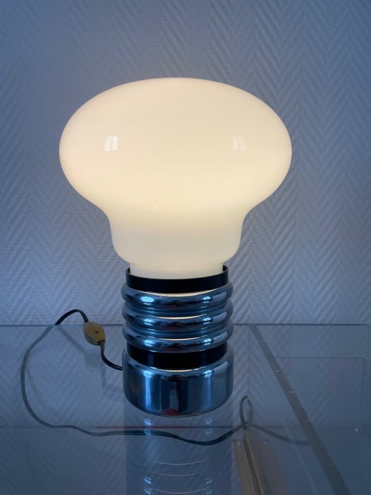 Table lamp bulb for sale  