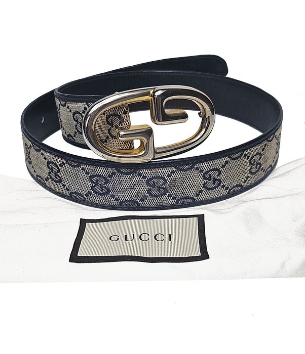 Gucci monogramma con usato  