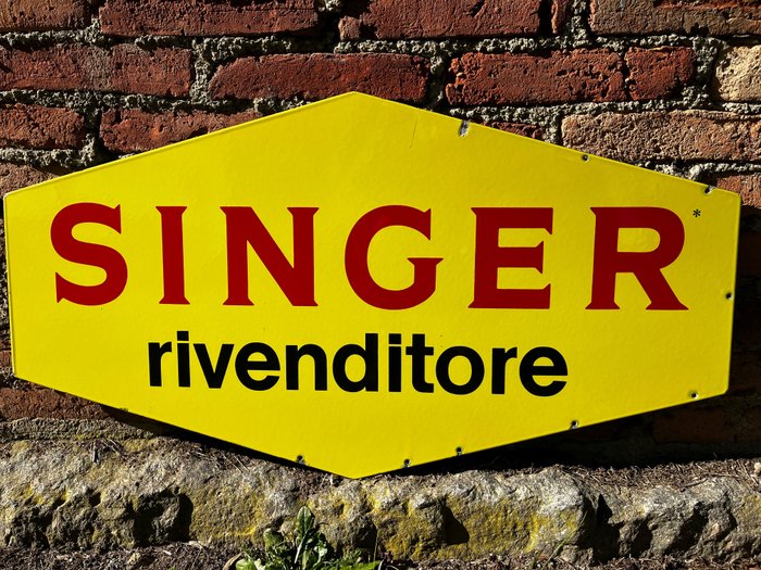 Singer singer rivenditore usato  