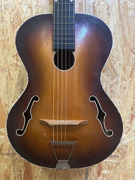 Famos archtop parlour d'occasion  