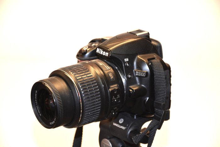 Nikon d3100 18 for sale  