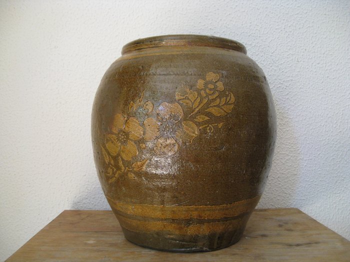 Pot earthenware large for sale  