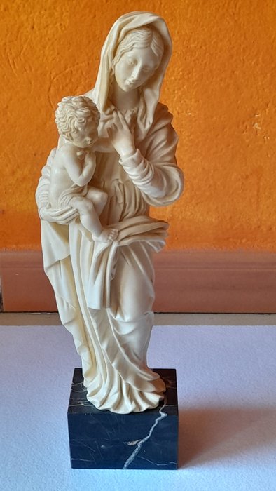Santini figure madonna for sale  