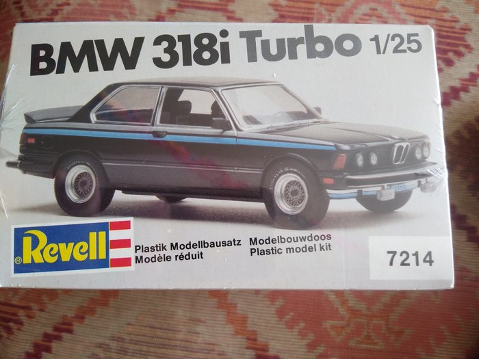 Revell bmw 318i d'occasion  